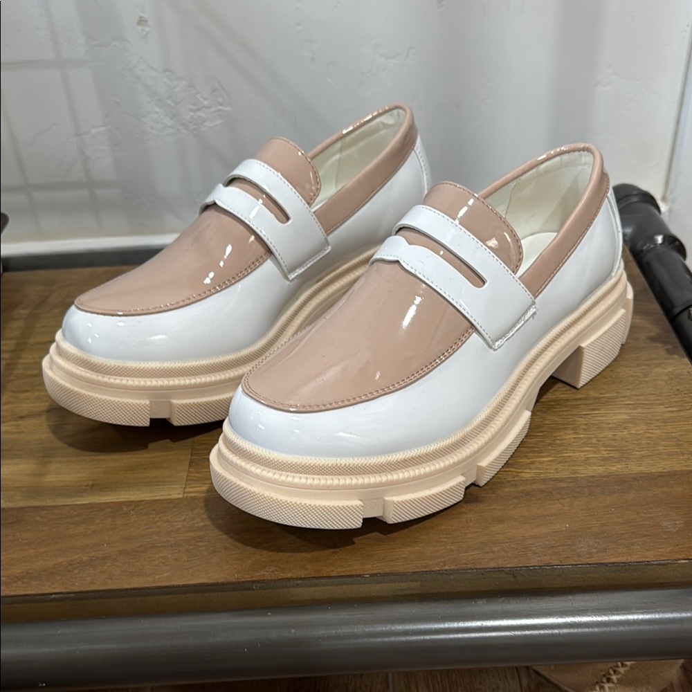 White and tan/apricot chunky platform loafers size 10